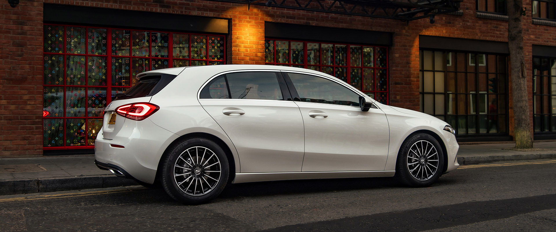 Mercedes-Benz A-klass med MSW 30 Gloss black/Full Polish